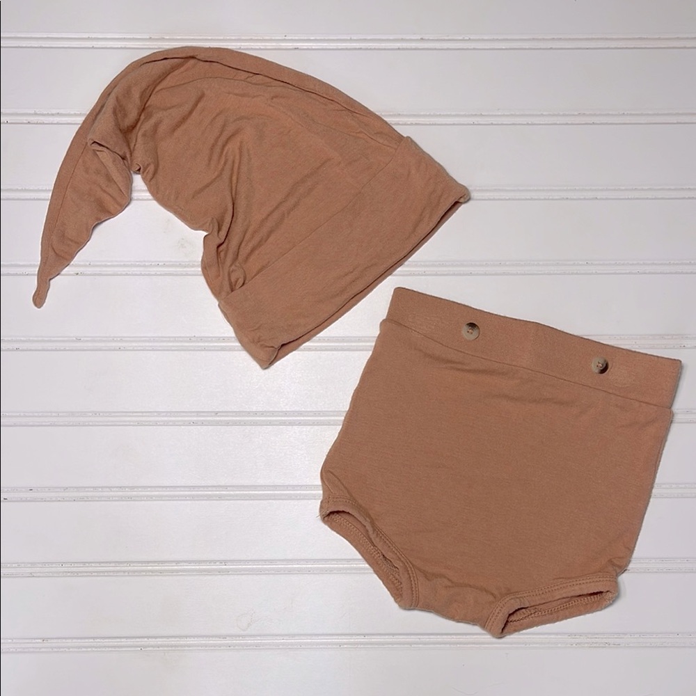 KATE QUINN Bamboo Sad Beige Bummies & Hat Matching Set